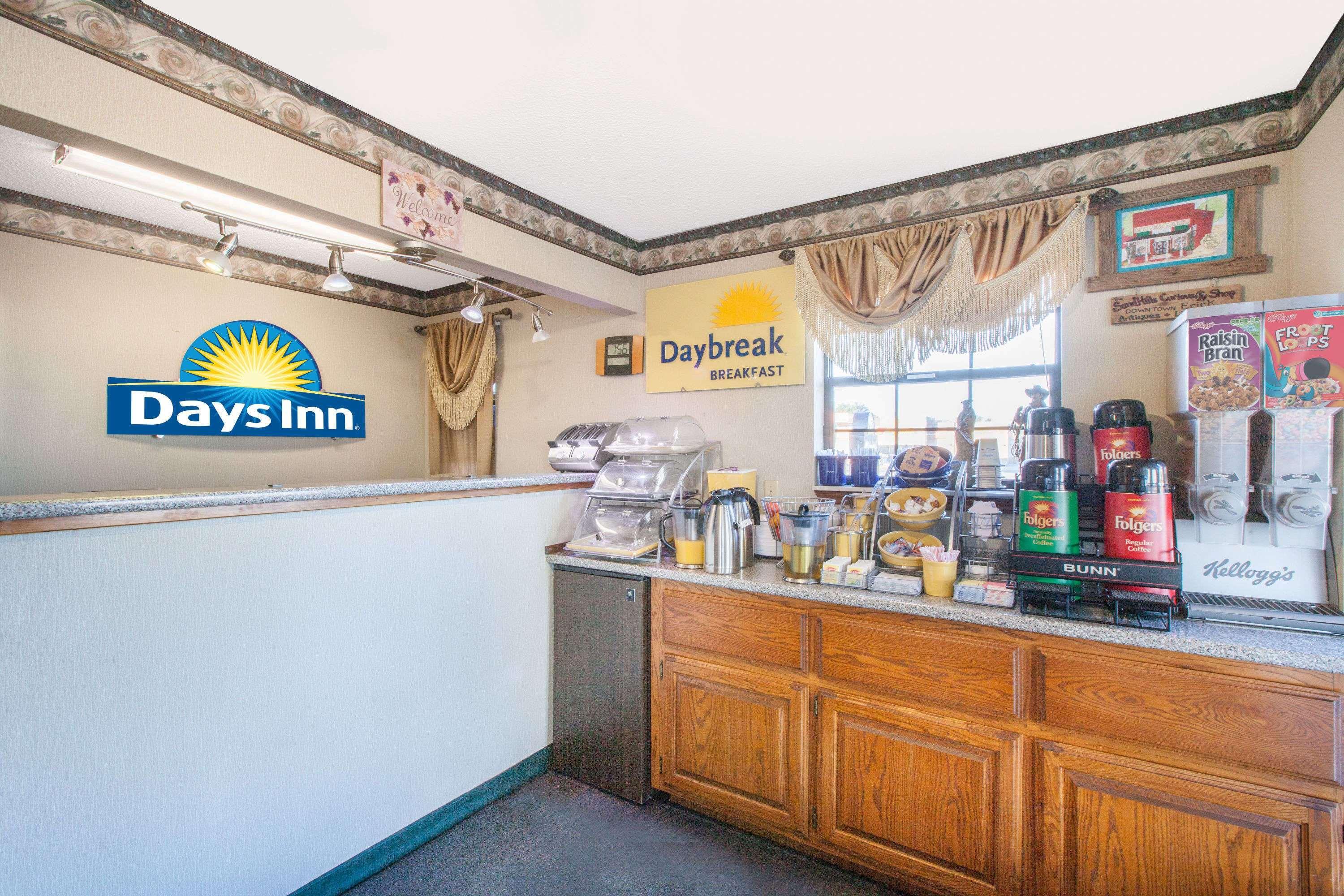 Days By Wyndham Erick