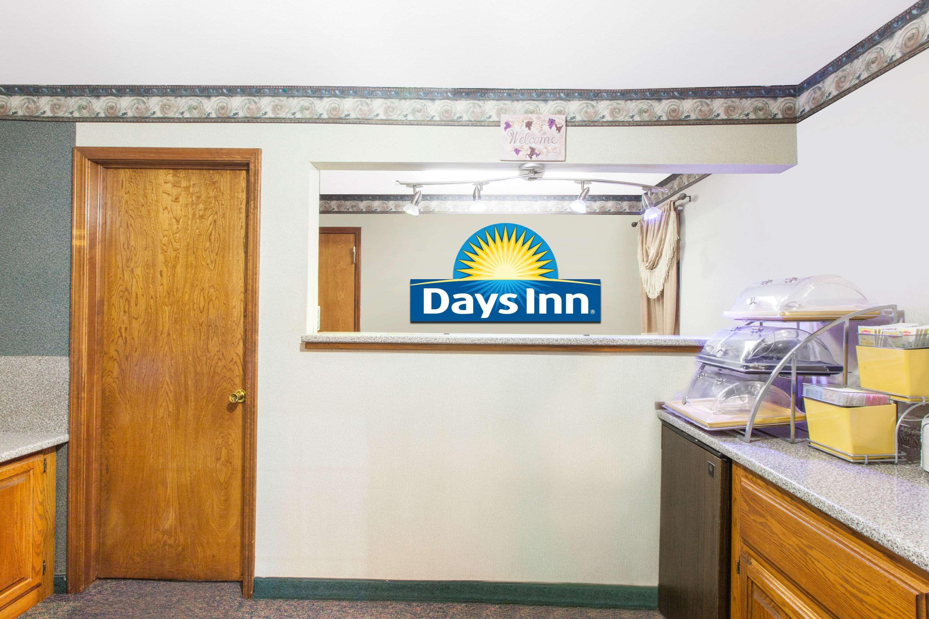Days By Wyndham Hotel Erick